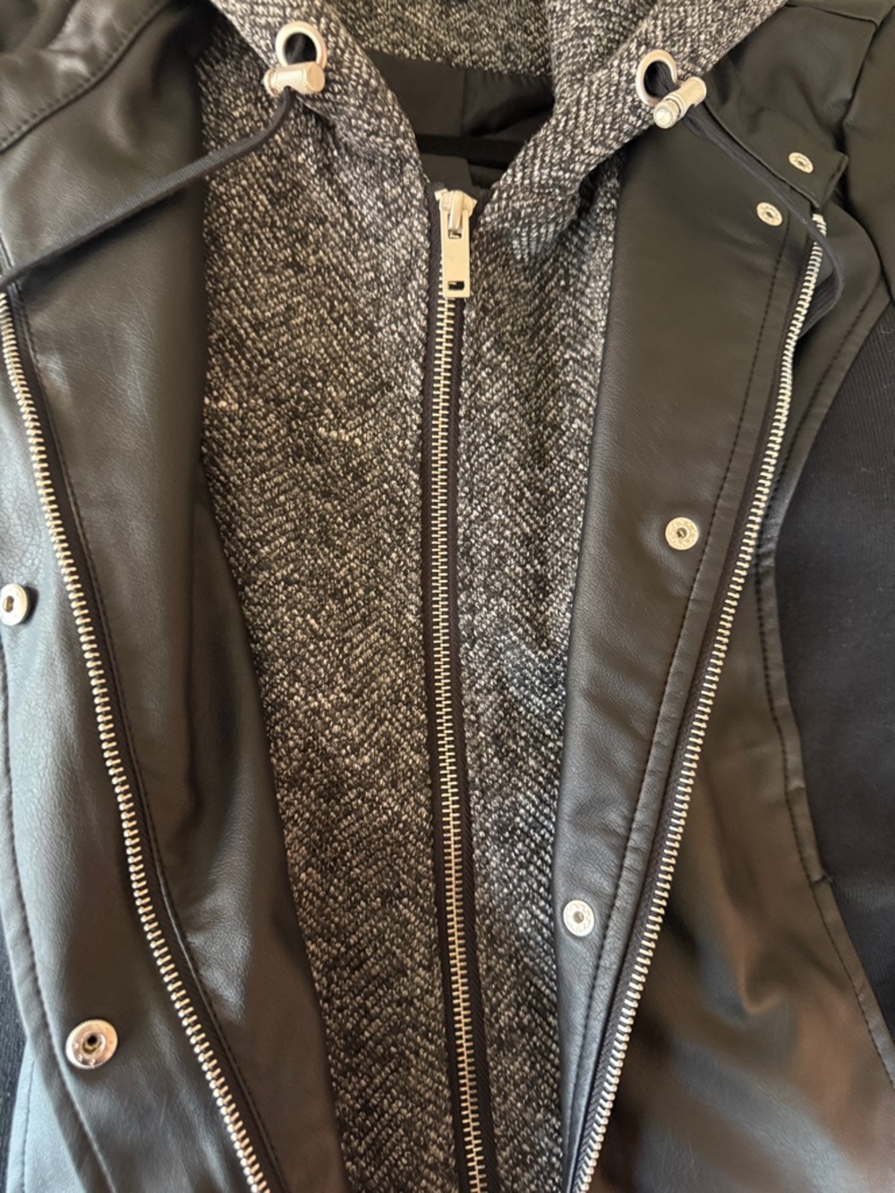 Mo-Ka Mariam Moto Women’s Black Faux Leather Hooded Jacket - Picture 8 of 9